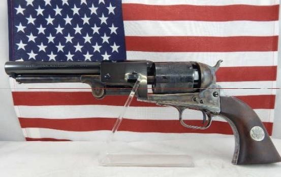 Colt Dragoon 45 Blackpowder 7.5" Blue/case