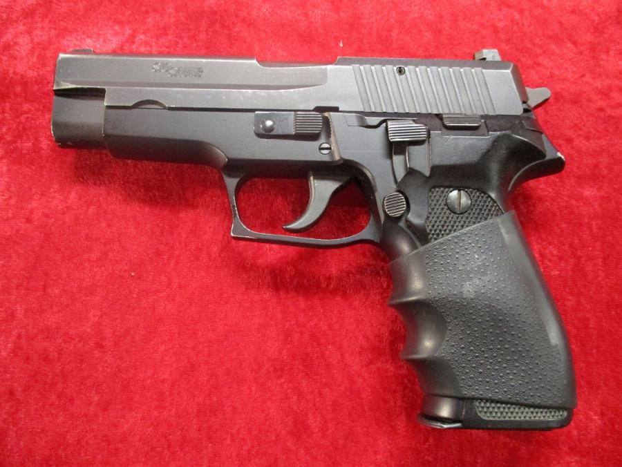 *used* German SIG P226