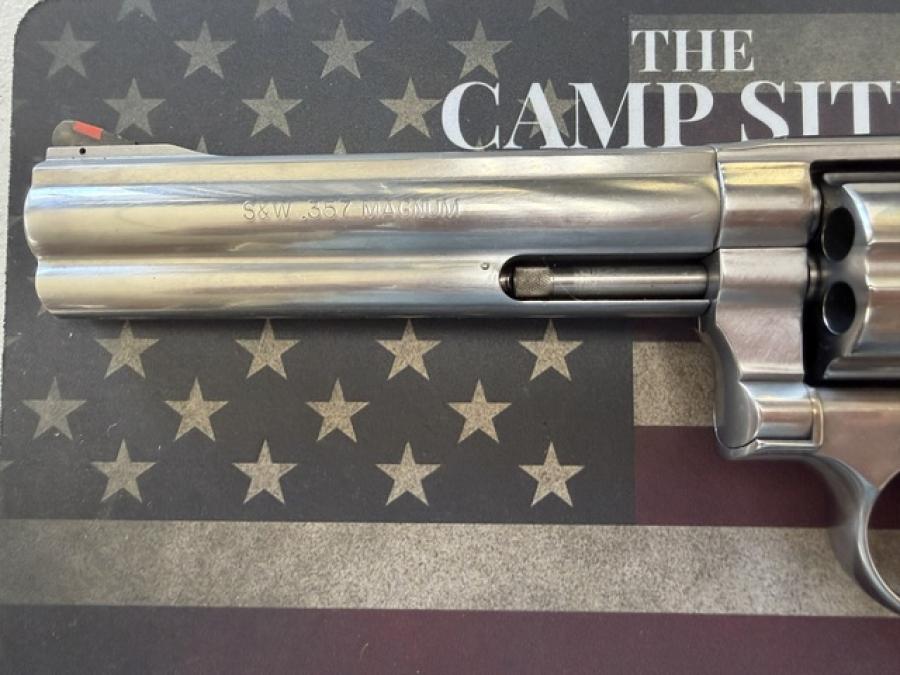 Smith & Wesson Mod 686 .357 Mag - MINT-img-1