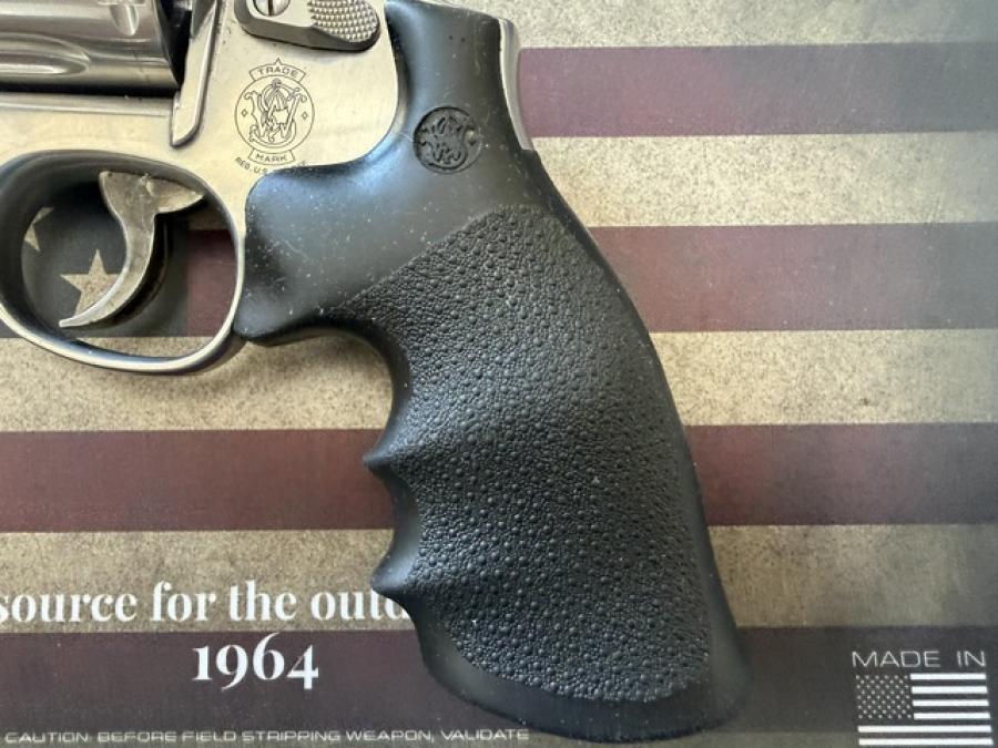 Smith & Wesson Mod 686 .357 Mag - MINT-img-3