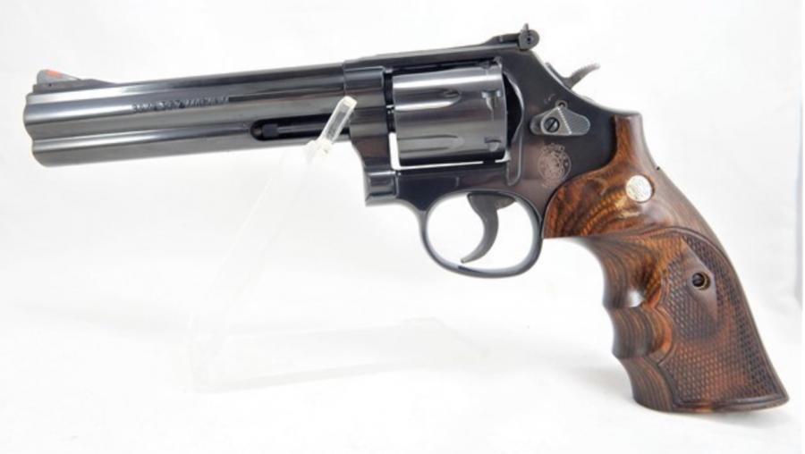 Smith & Wesson 586-7 6" Blue